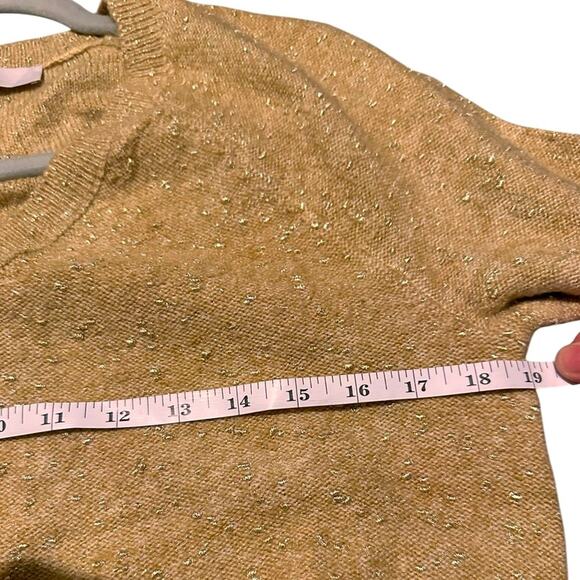 Loft Gold Speckled Camel V-Neck Sweater NWOT, size S - Picture 3 of 7